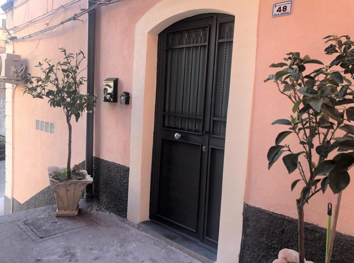 La Casa Di Karola Catânia Exterior foto